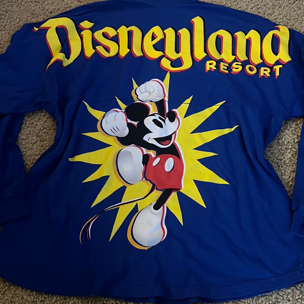 Mickey Mouse spirit jersey size medium